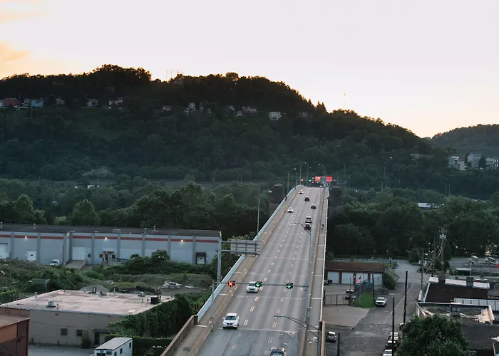 Tryp By Wyndham Pittsburgh/lawrenceville Hotel 4*
