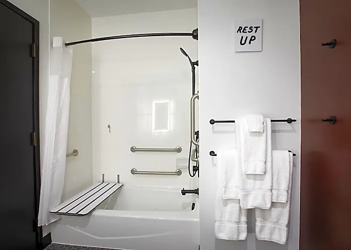 Tryp By Wyndham Pittsburgh/lawrenceville 4*