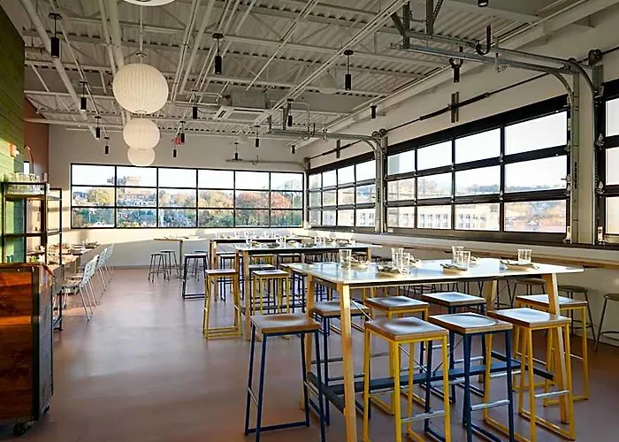 Tryp By Wyndham Pittsburgh/lawrenceville