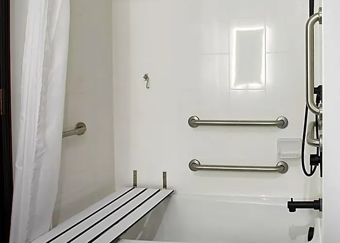 Tryp By Wyndham Pittsburgh/lawrenceville Hotel